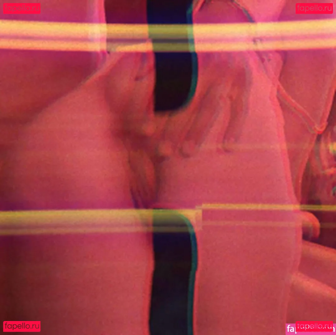 Kira Noir Onlyfans Photo Gallery 