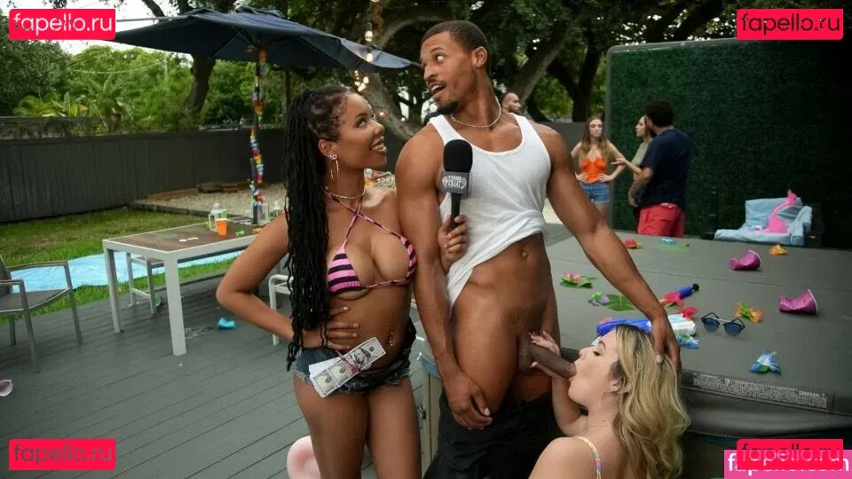 Kira Noir Onlyfans Photo Gallery 