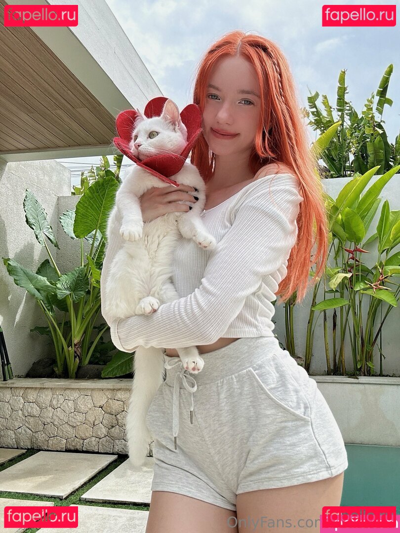 alesanaa Nude Onlyfans Photo 12