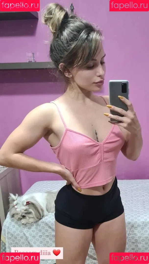Bruna Movio Onlyfans Photo Gallery 