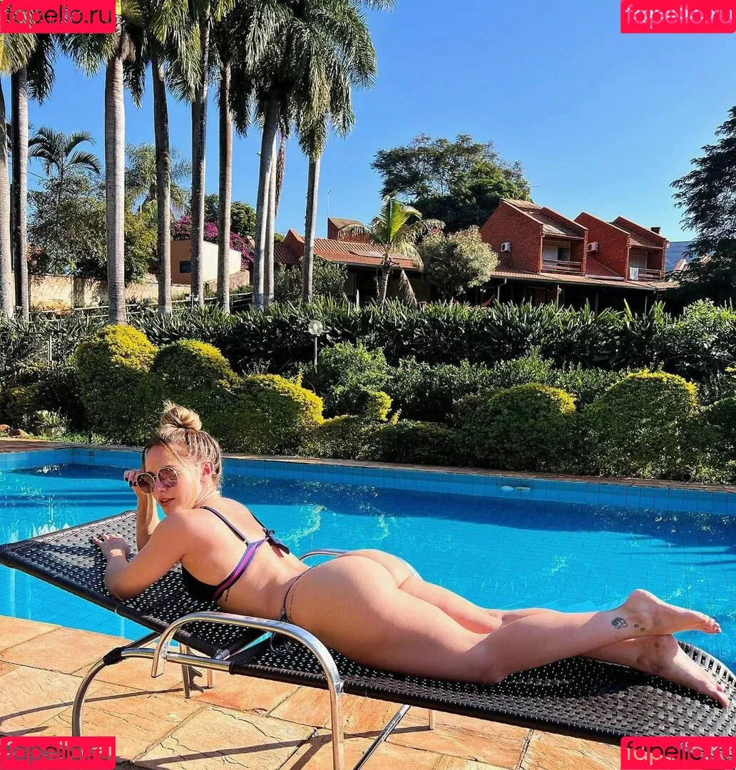 Bruna Movio Onlyfans Photo Gallery 