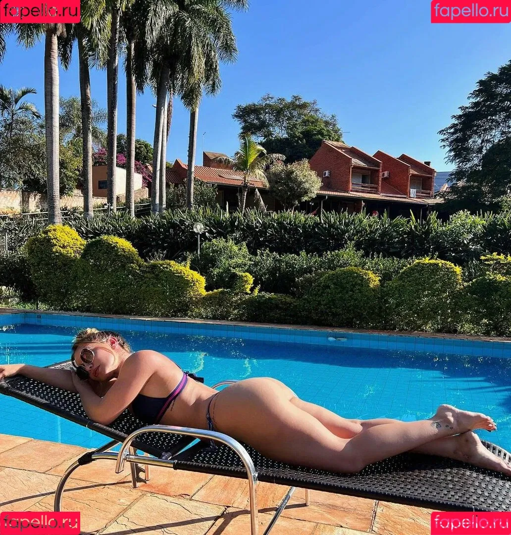 Bruna Movio Onlyfans Photo Gallery 