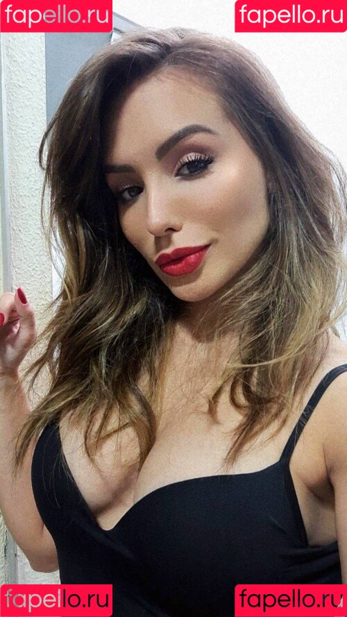 Bruna Movio Nude Onlyfans Photo 32