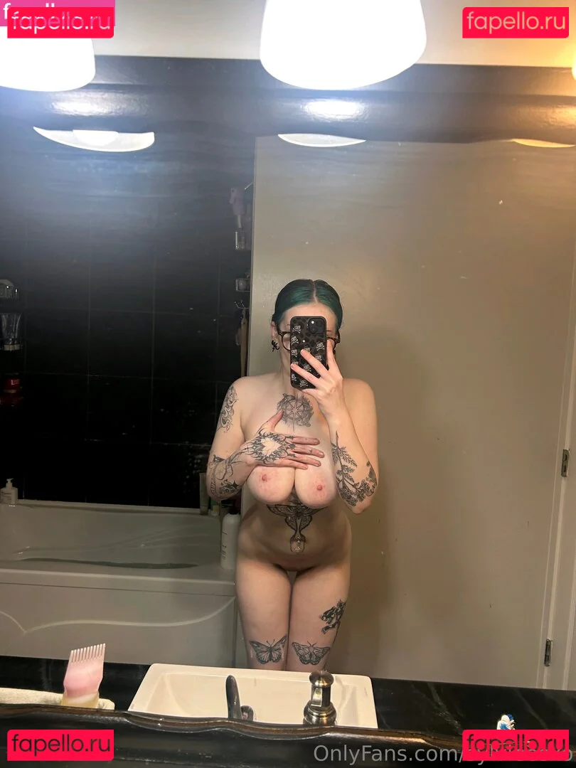 sylvieexo Onlyfans Photo Gallery 