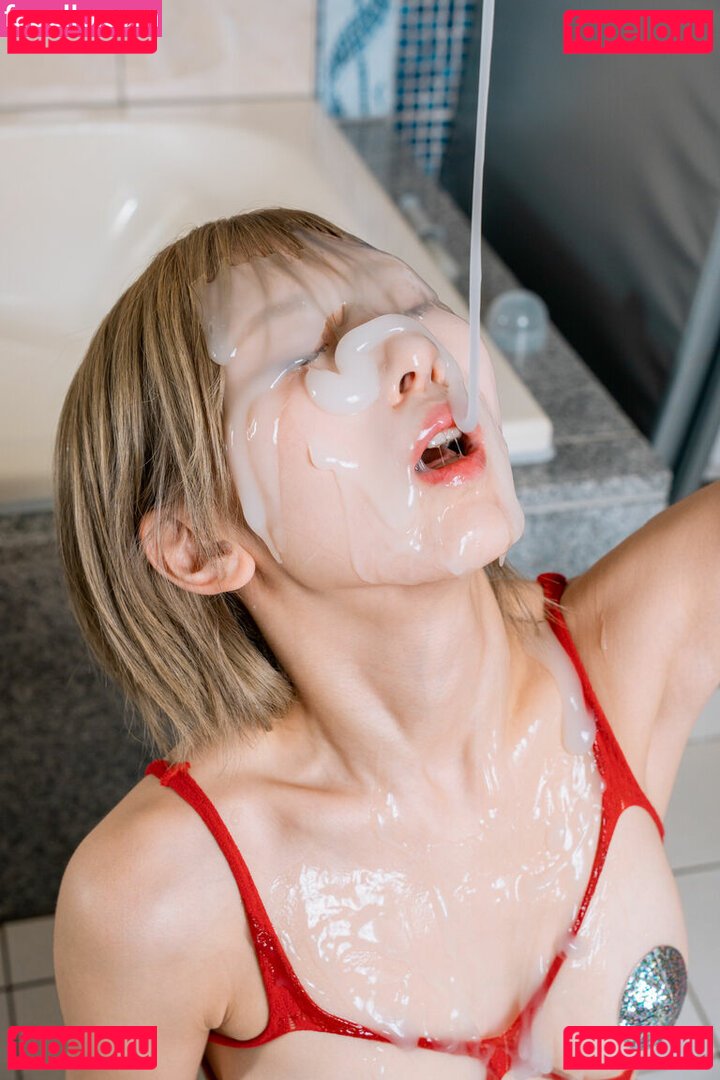 Mio Mito Nude Onlyfans Photo 4