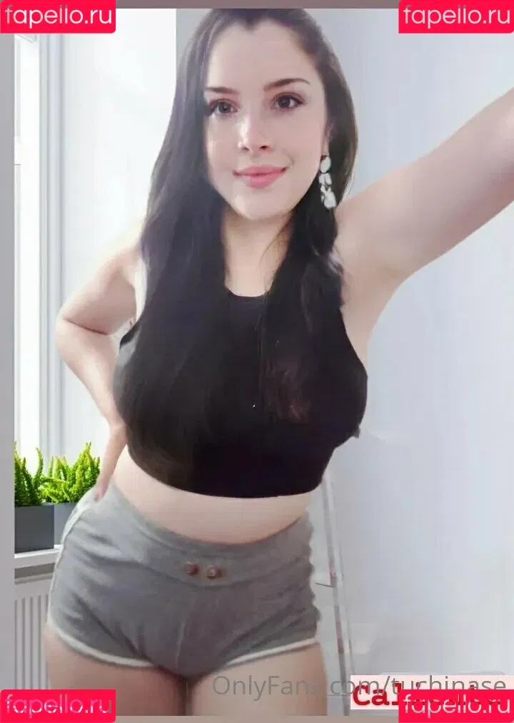 tuchinase Onlyfans Photo Gallery 