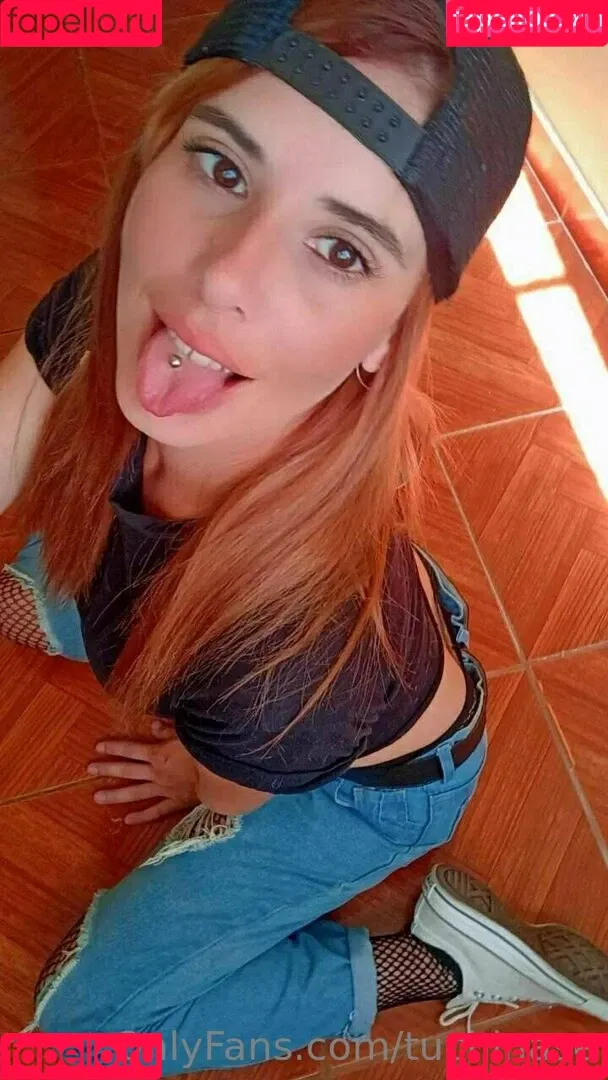tuchinase Onlyfans Photo Gallery 