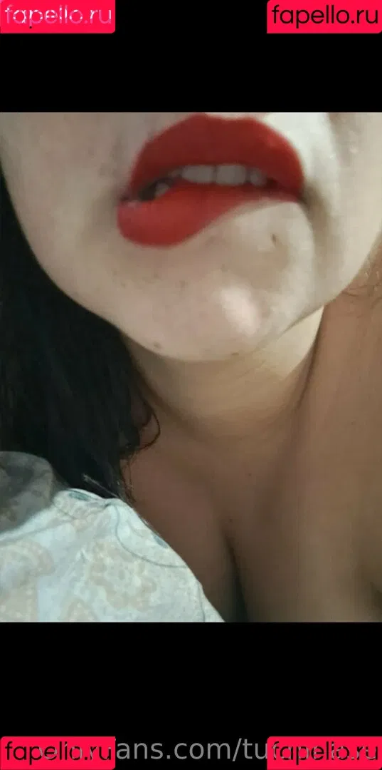 tuchinase Onlyfans Photo Gallery 