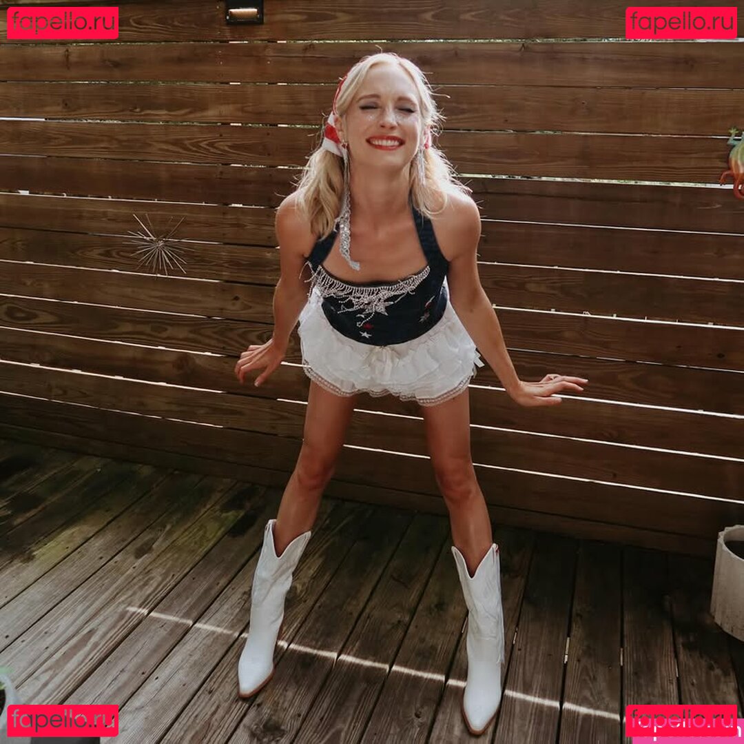 Candice King Nude Onlyfans Photo 5
