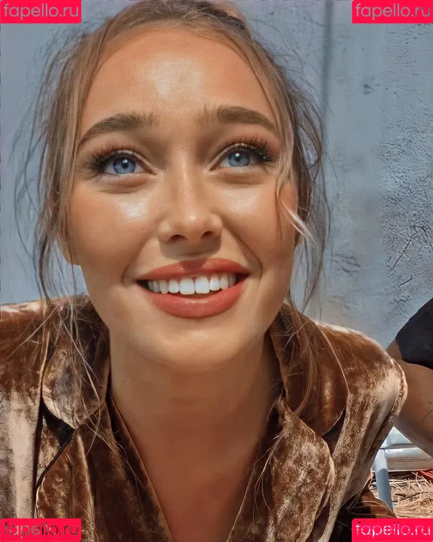 Alycia Debnam Carey Onlyfans Photo Gallery 