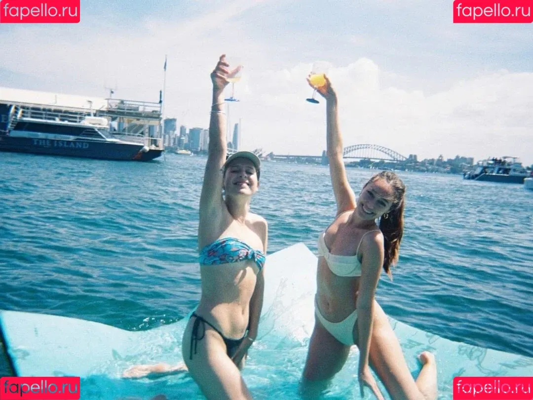 Alycia Debnam Carey Onlyfans Photo Gallery 