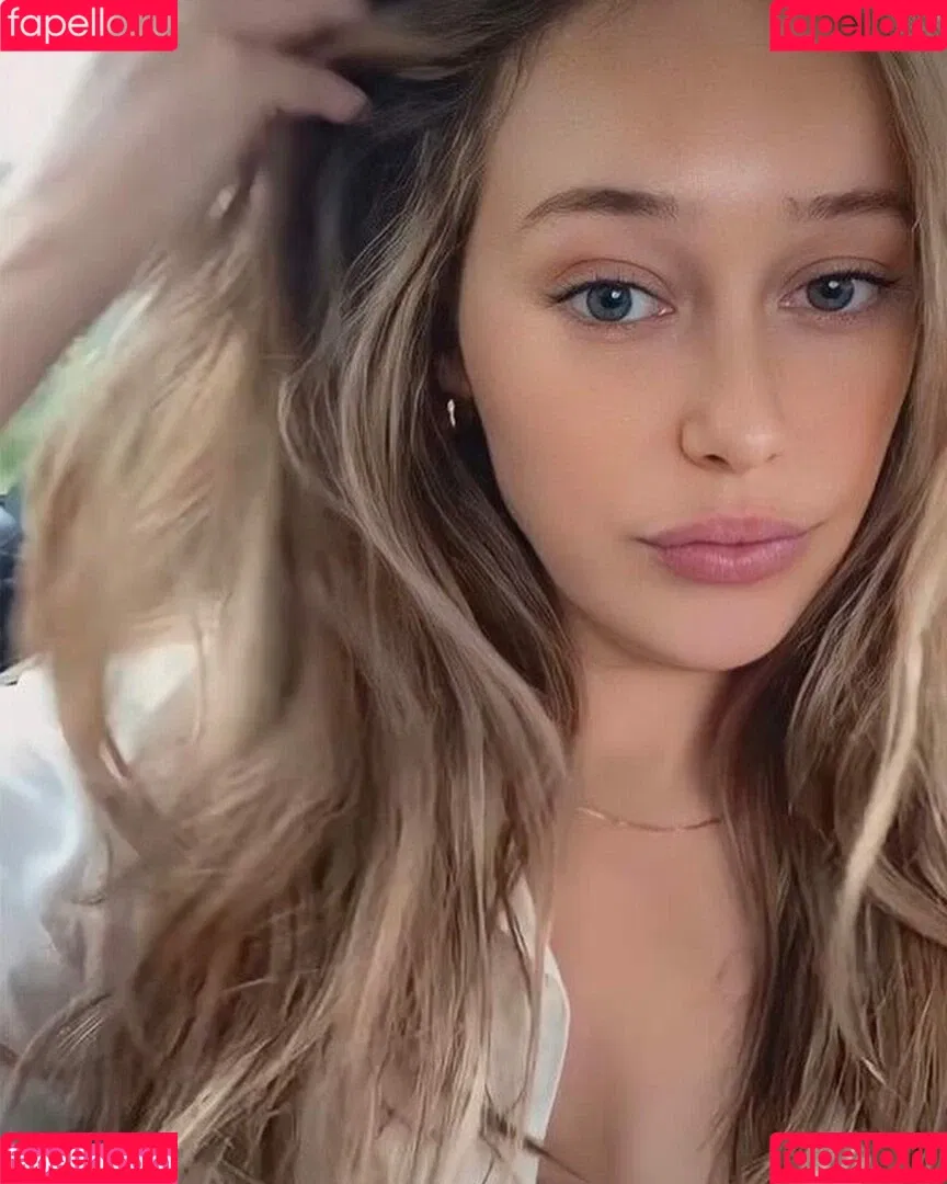 Alycia Debnam Carey Onlyfans Photo Gallery 