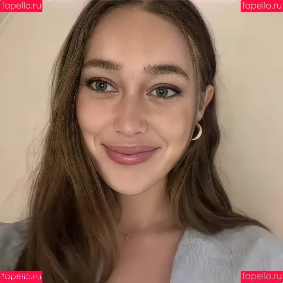 Alycia Debnam Carey Onlyfans Photo Gallery 