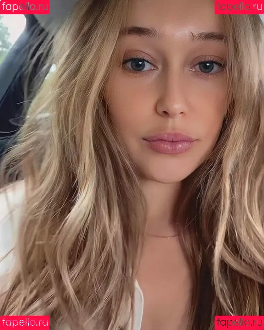 Alycia Debnam Carey Onlyfans Photo Gallery 