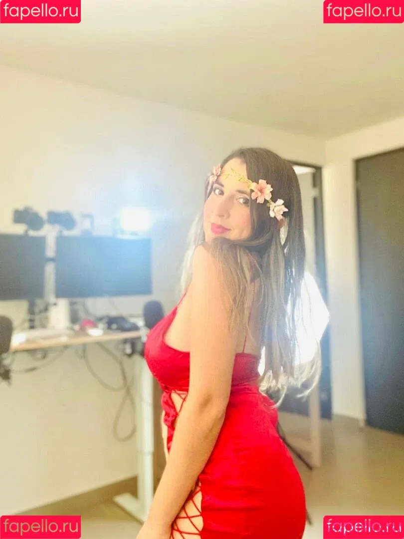 Aareni ASMR Onlyfans Photo Gallery 
