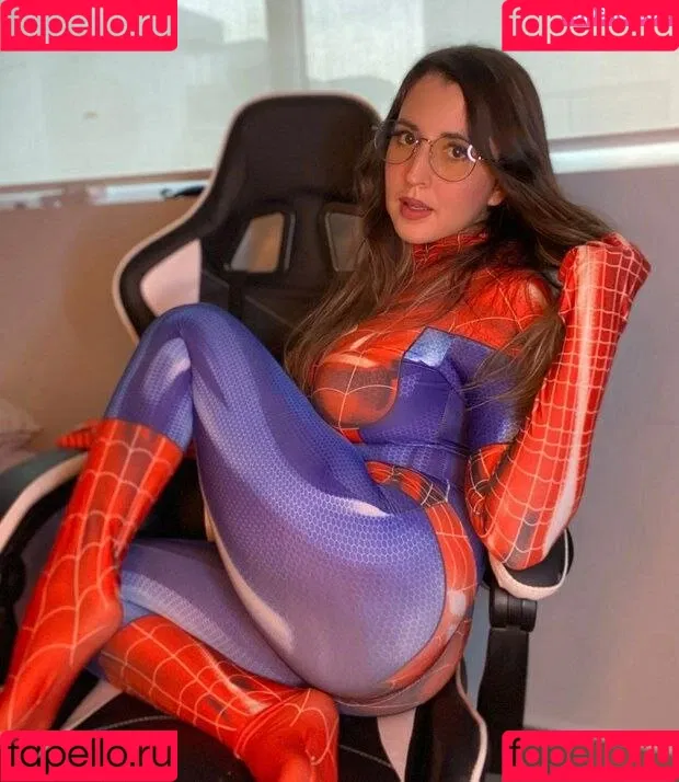 Aareni ASMR Onlyfans Photo Gallery 