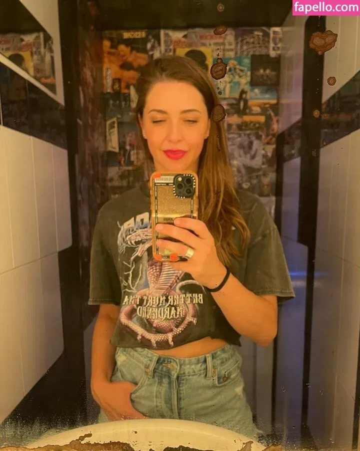 Erika Sanz Onlyfans Photo Gallery 