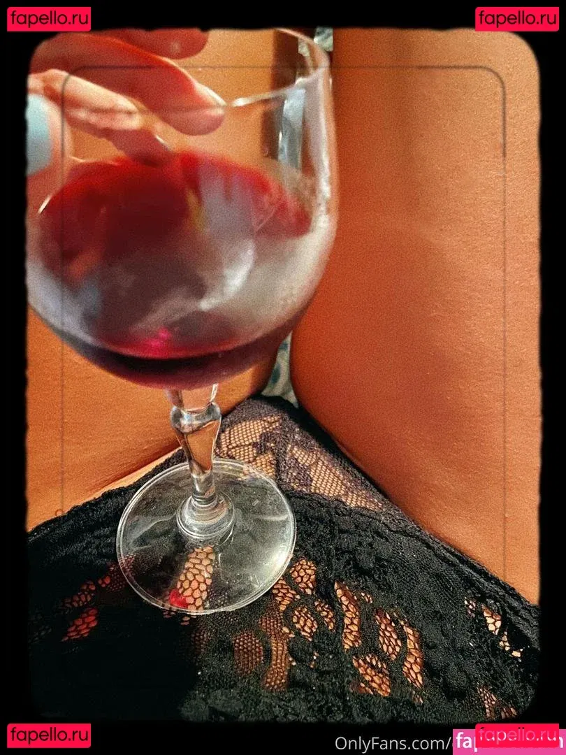 daniescalonap Onlyfans Photo Gallery 