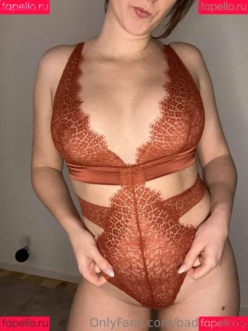 badlizzyy66 Onlyfans Photo Gallery 