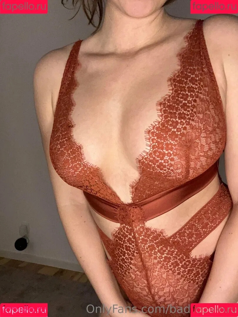 badlizzyy66 Onlyfans Photo Gallery 