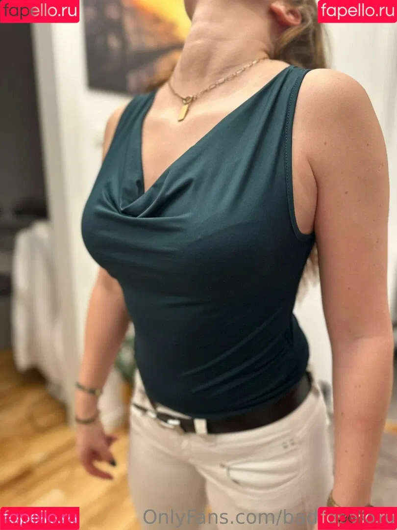 badlizzyy66 Onlyfans Photo Gallery 
