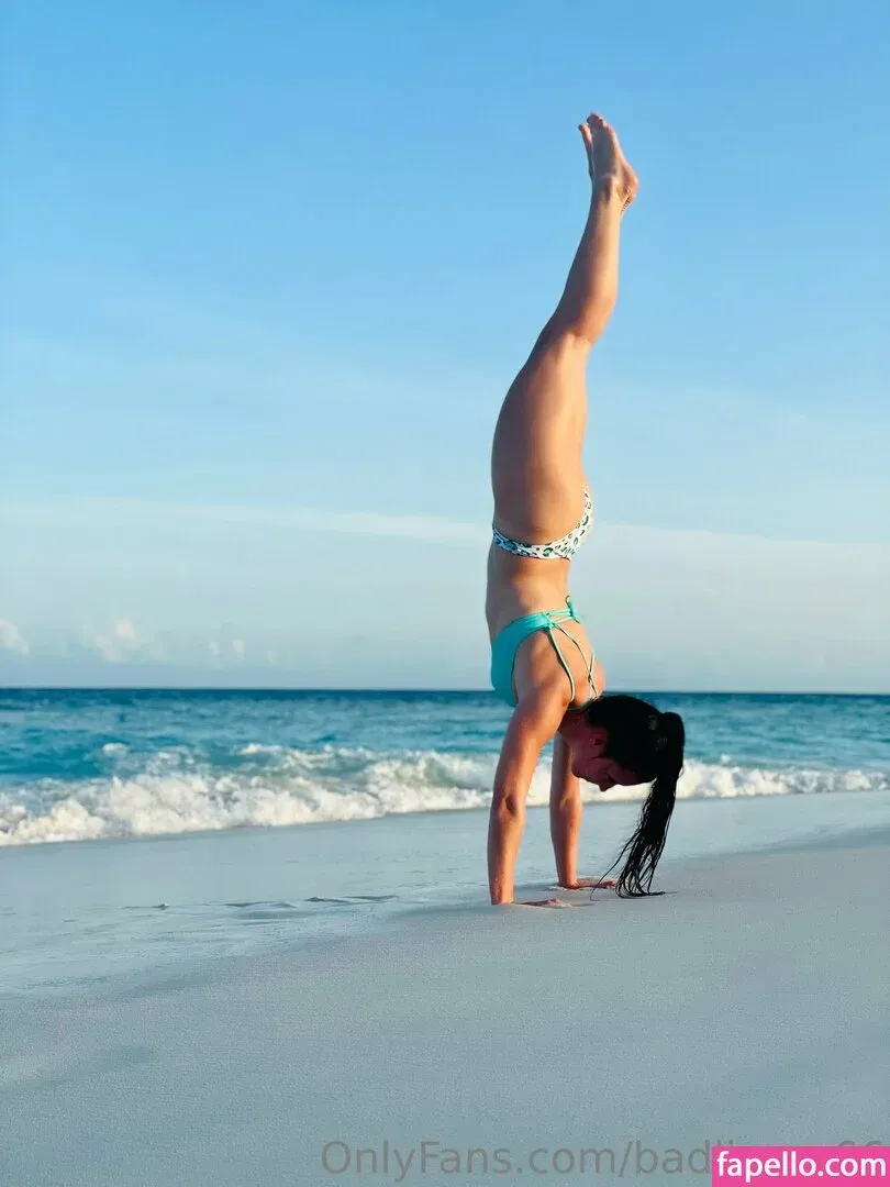 badlizzyy66 Onlyfans Photo Gallery 