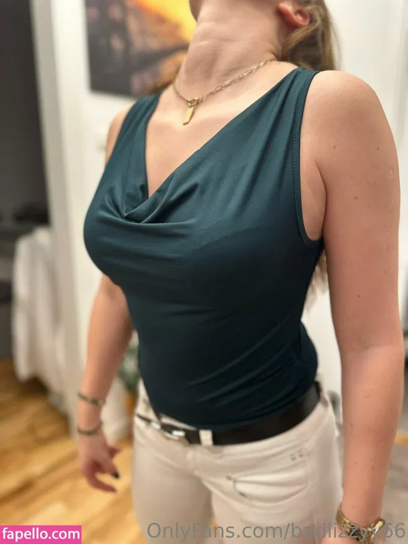 badlizzyy66 Onlyfans Photo Gallery 