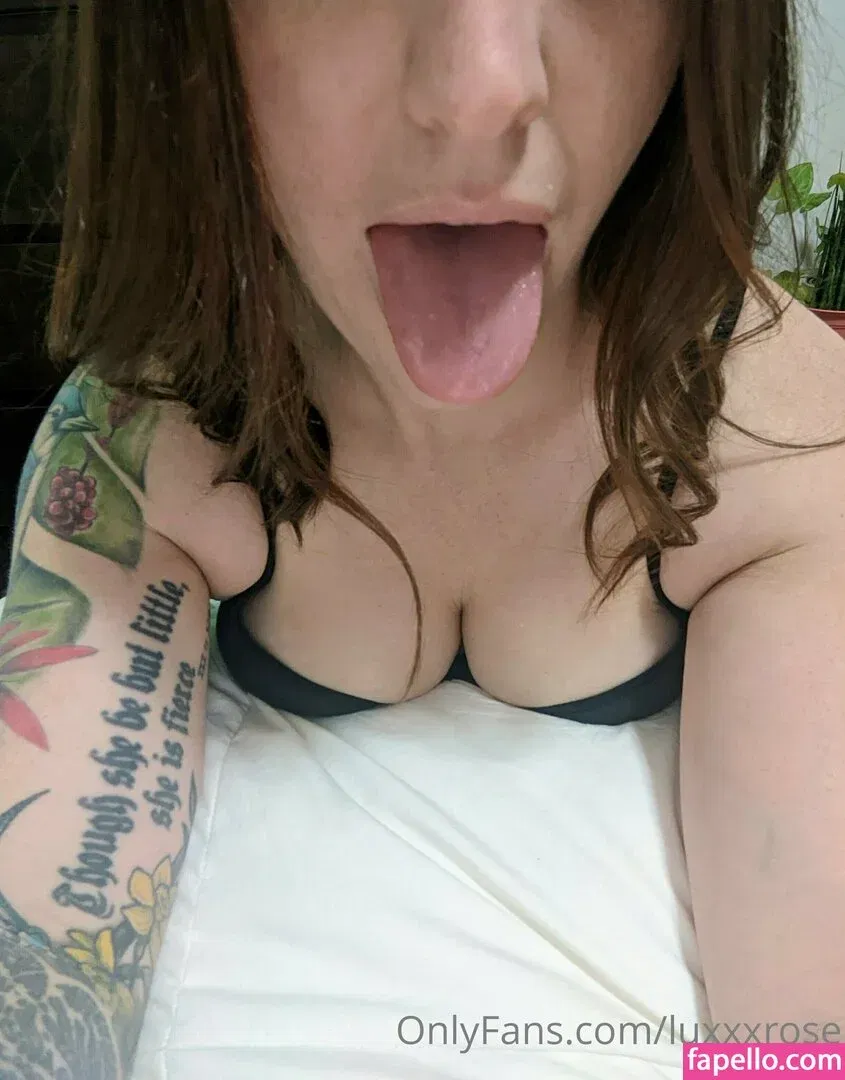 luxxxrose Onlyfans Photo Gallery 