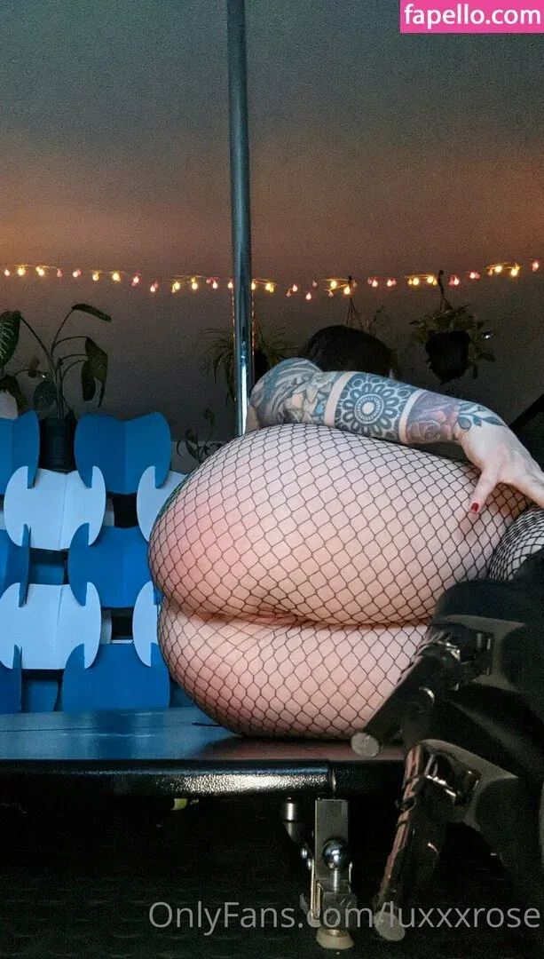 luxxxrose Onlyfans Photo Gallery 