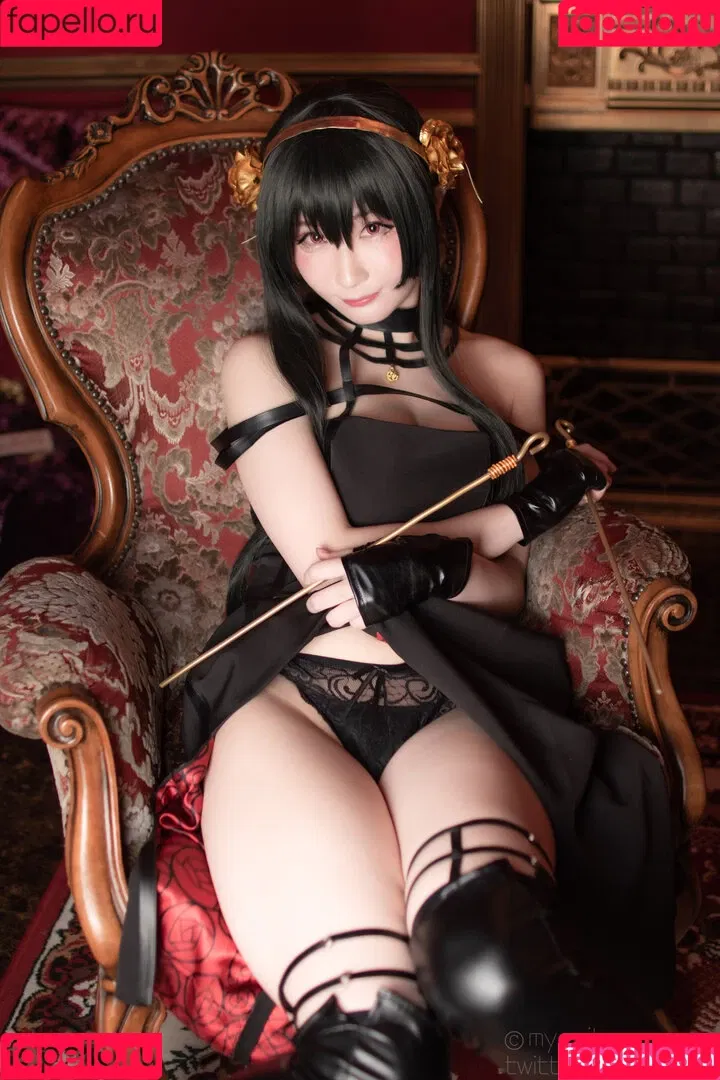 Atsuki Onlyfans Photo Gallery 