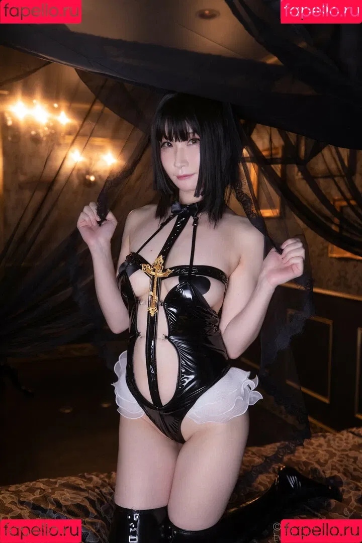 Atsuki Onlyfans Photo Gallery 