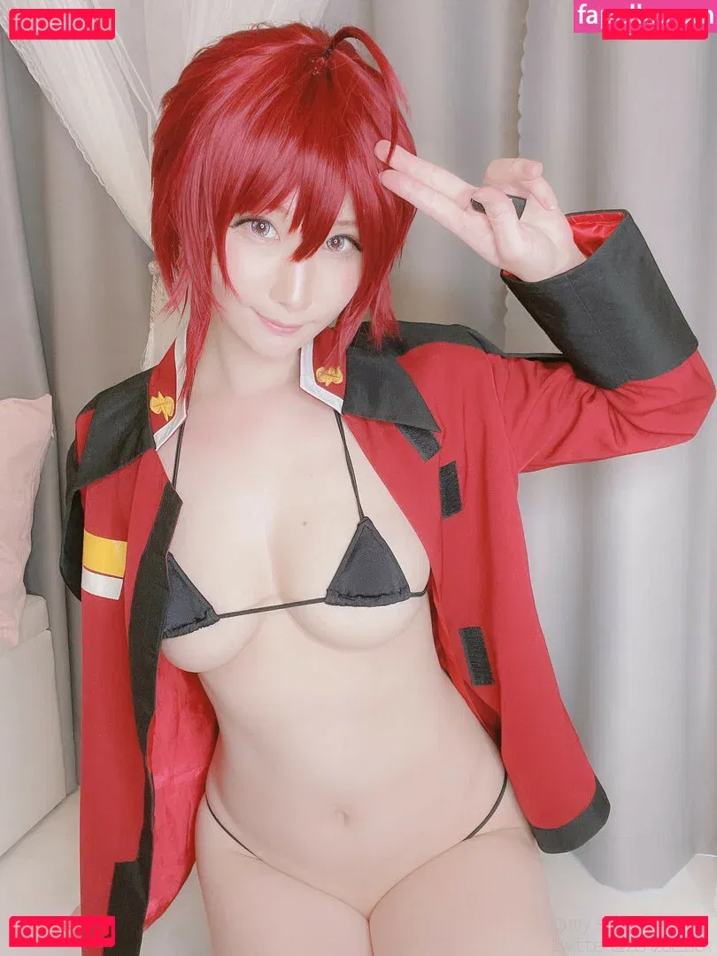 Atsuki Onlyfans Photo Gallery 