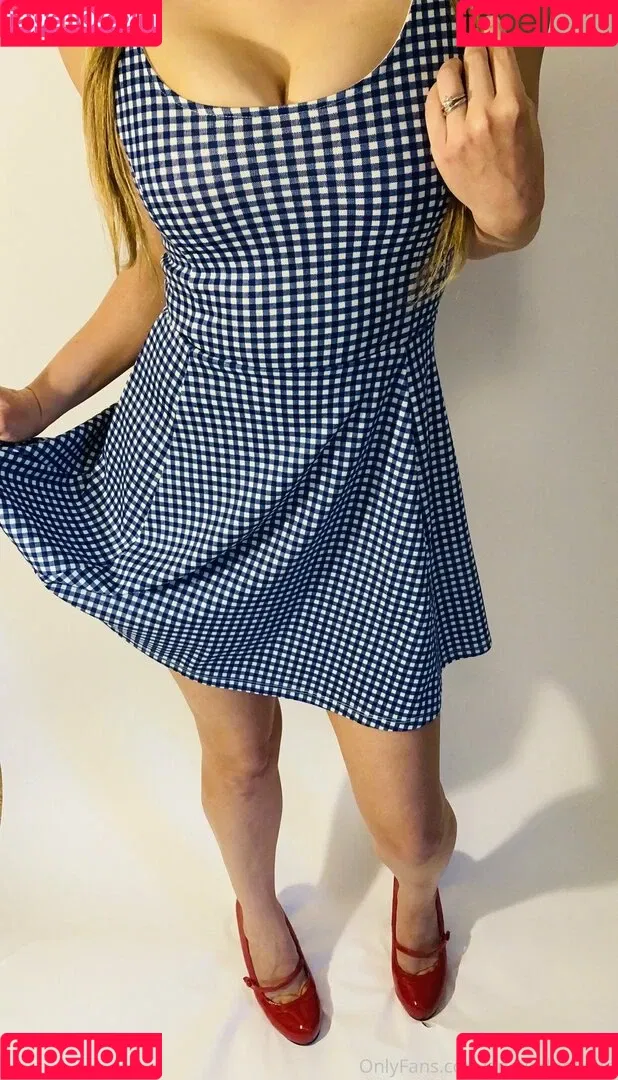 spoiledhotwife Onlyfans Photo Gallery 