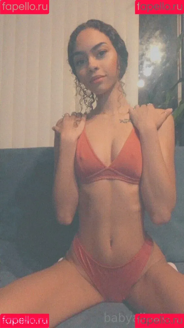 babyalinakay Onlyfans Photo Gallery 