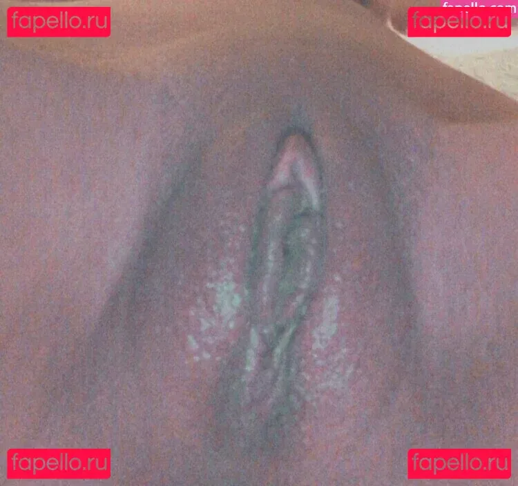 babyalinakay Onlyfans Photo Gallery 