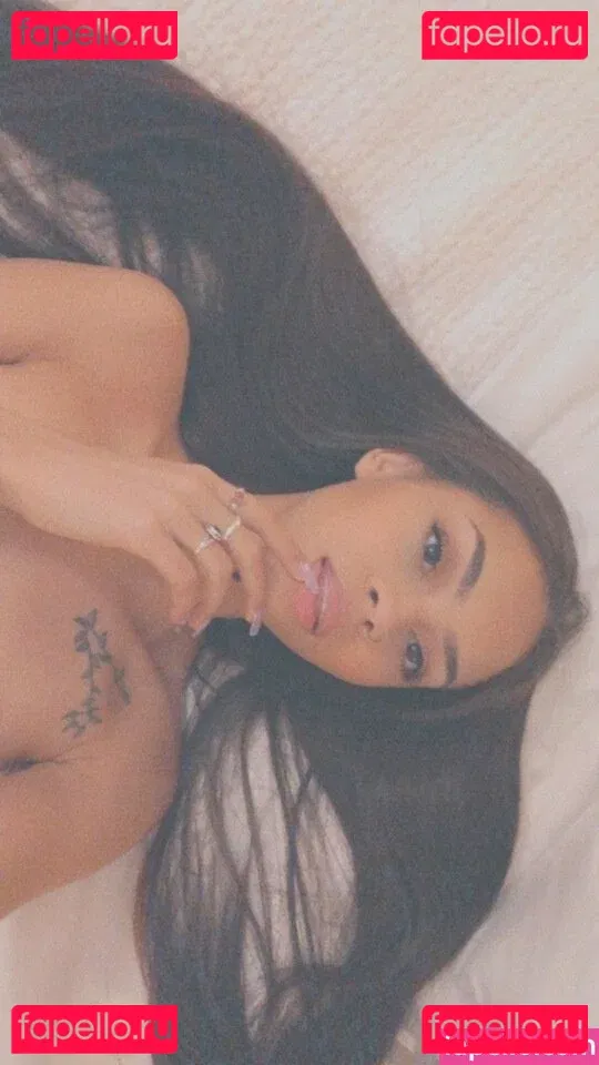 babyalinakay Onlyfans Photo Gallery 