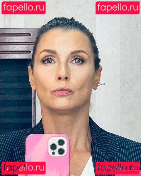 Bridget Moynahan Nude Onlyfans Photo 48