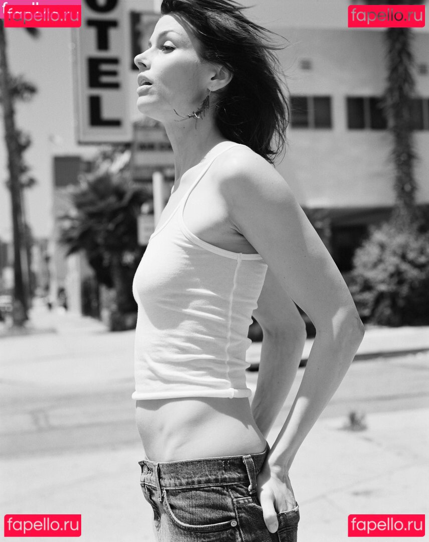 Bridget Moynahan Nude Onlyfans Photo 31