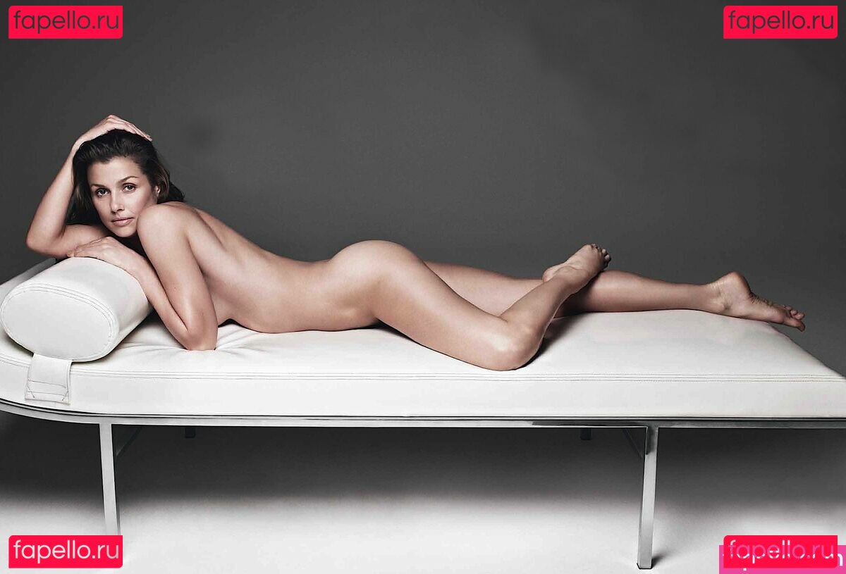 Bridget Moynahan Nude Onlyfans Photo 20