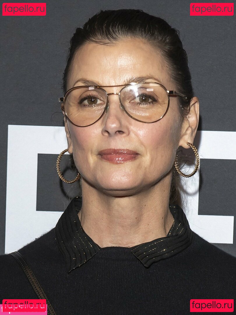 Bridget Moynahan Nude Onlyfans Photo 12