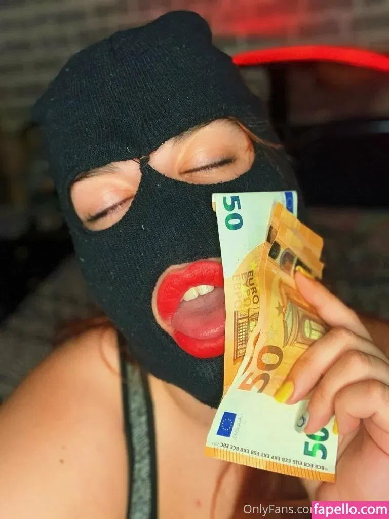 girlonfire12 Onlyfans Photo Gallery 