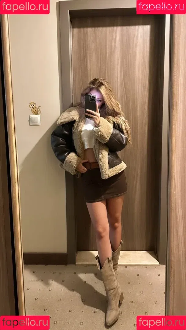 iremsukamber Onlyfans Photo Gallery 
