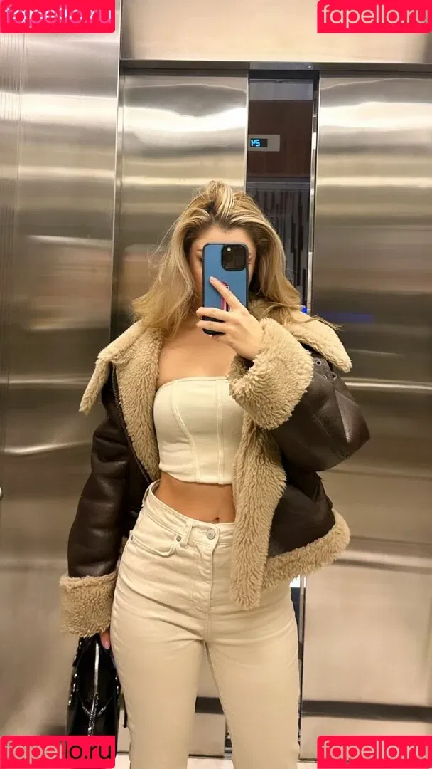 iremsukamber Onlyfans Photo Gallery 