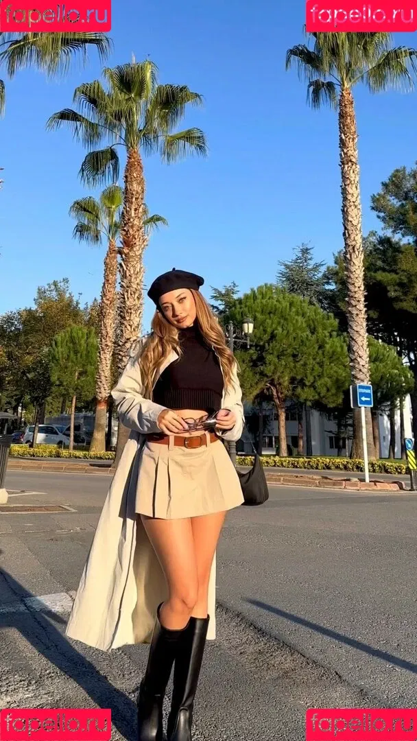 iremsukamber Onlyfans Photo Gallery 
