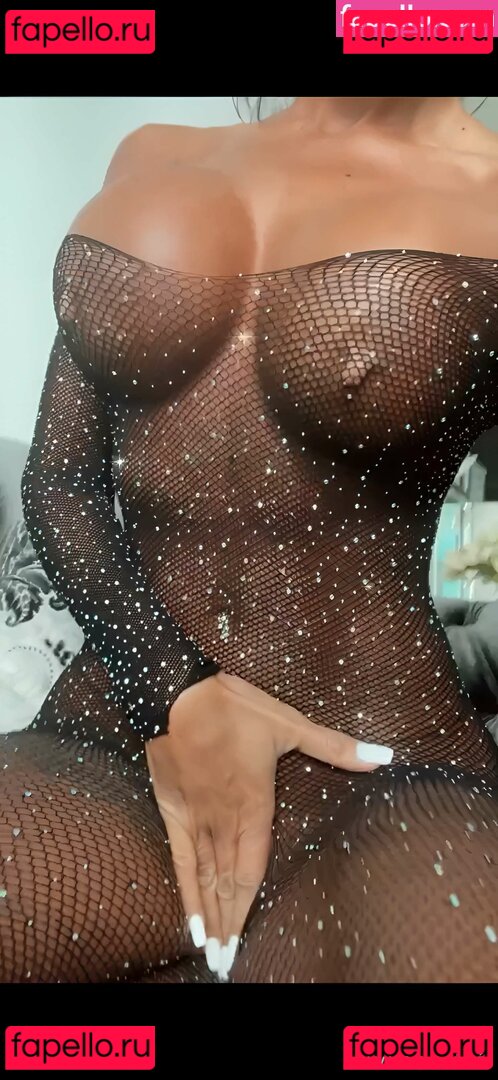 Olivia Bianchi Nude Onlyfans Photo 32