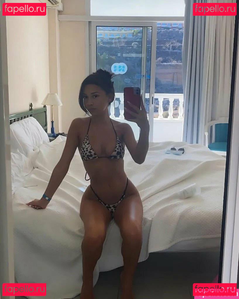 Miafrose Nude Onlyfans Photo 12