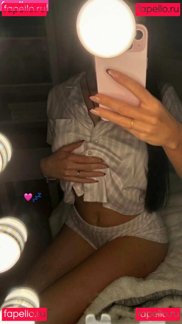 Miafrose Nude Onlyfans Photo 7