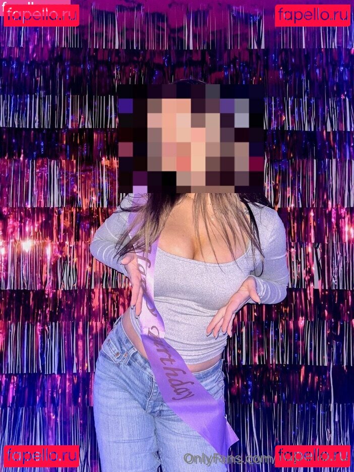Ashlyn McKinney Nude Onlyfans Photo 13