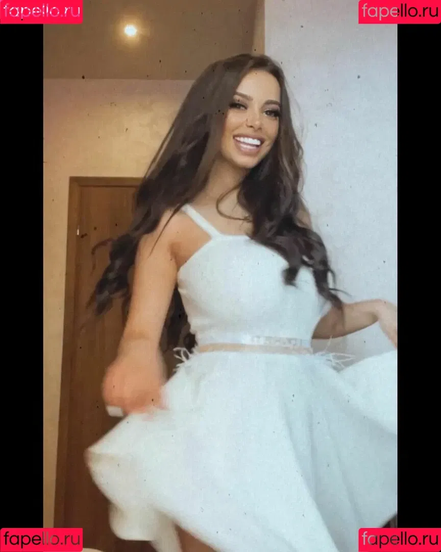 Maya Bulgarien Onlyfans Photo Gallery 