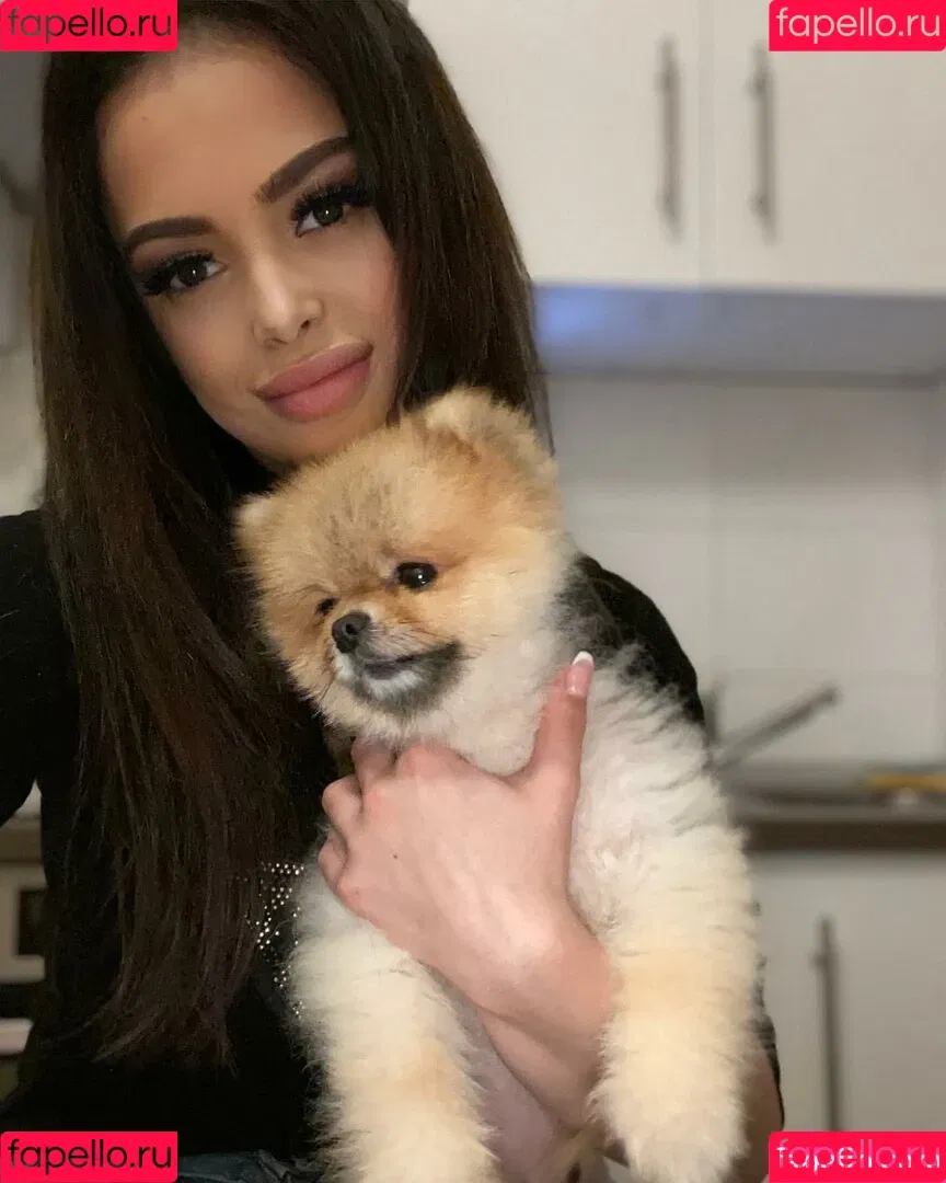 Maya Bulgarien Onlyfans Photo Gallery 